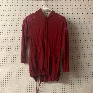 Indigo red hooded top size medium